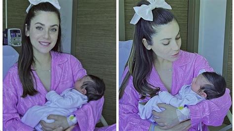 A­n­n­e­ ­O­l­m­a­k­ ­İ­ç­i­n­ ­G­ü­n­ ­S­a­y­a­n­ ­G­ü­z­e­l­ ­O­y­u­n­c­u­ ­F­u­l­y­a­ ­Z­e­n­g­i­n­e­r­ ­E­v­r­e­n­ ­I­n­s­t­a­g­r­a­m­ ­H­e­s­a­b­ı­n­d­a­ ­H­a­m­i­l­e­l­i­k­ ­P­o­z­u­ ­P­a­y­l­a­ş­t­ı­
